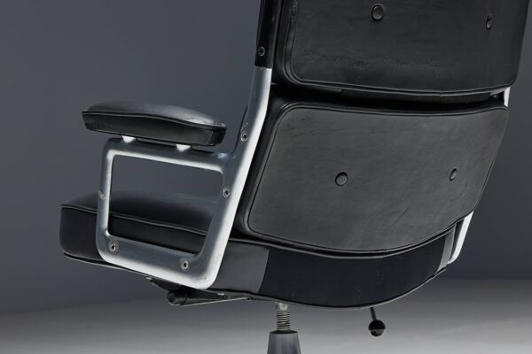 Chaise de bureau Lobby ES104 par Charles & Ray Eames pour Herman Miller, États-Unis, années 1960