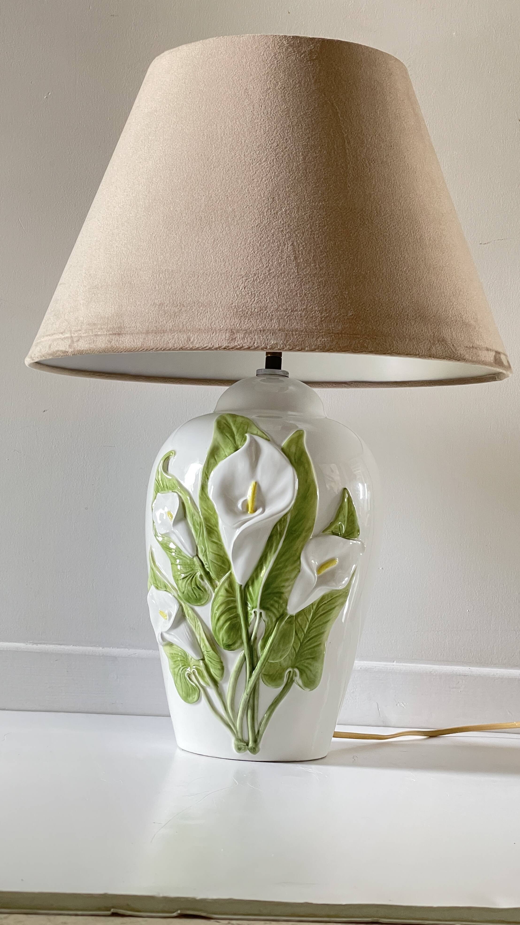 Italian ceramic lamp with arum flowers