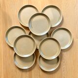 10 flat stoneware plates
