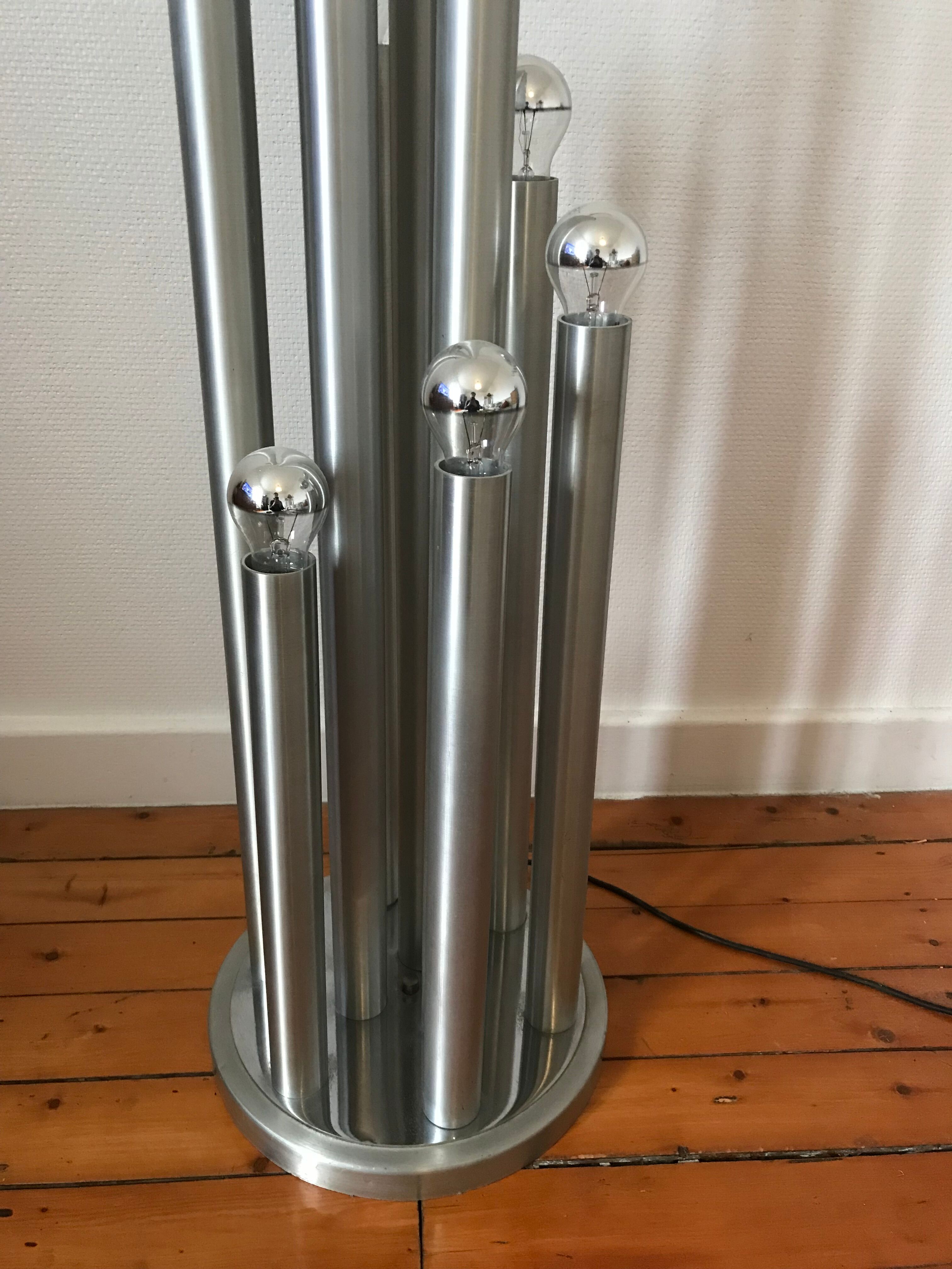 Organ floor lamp circa 1970