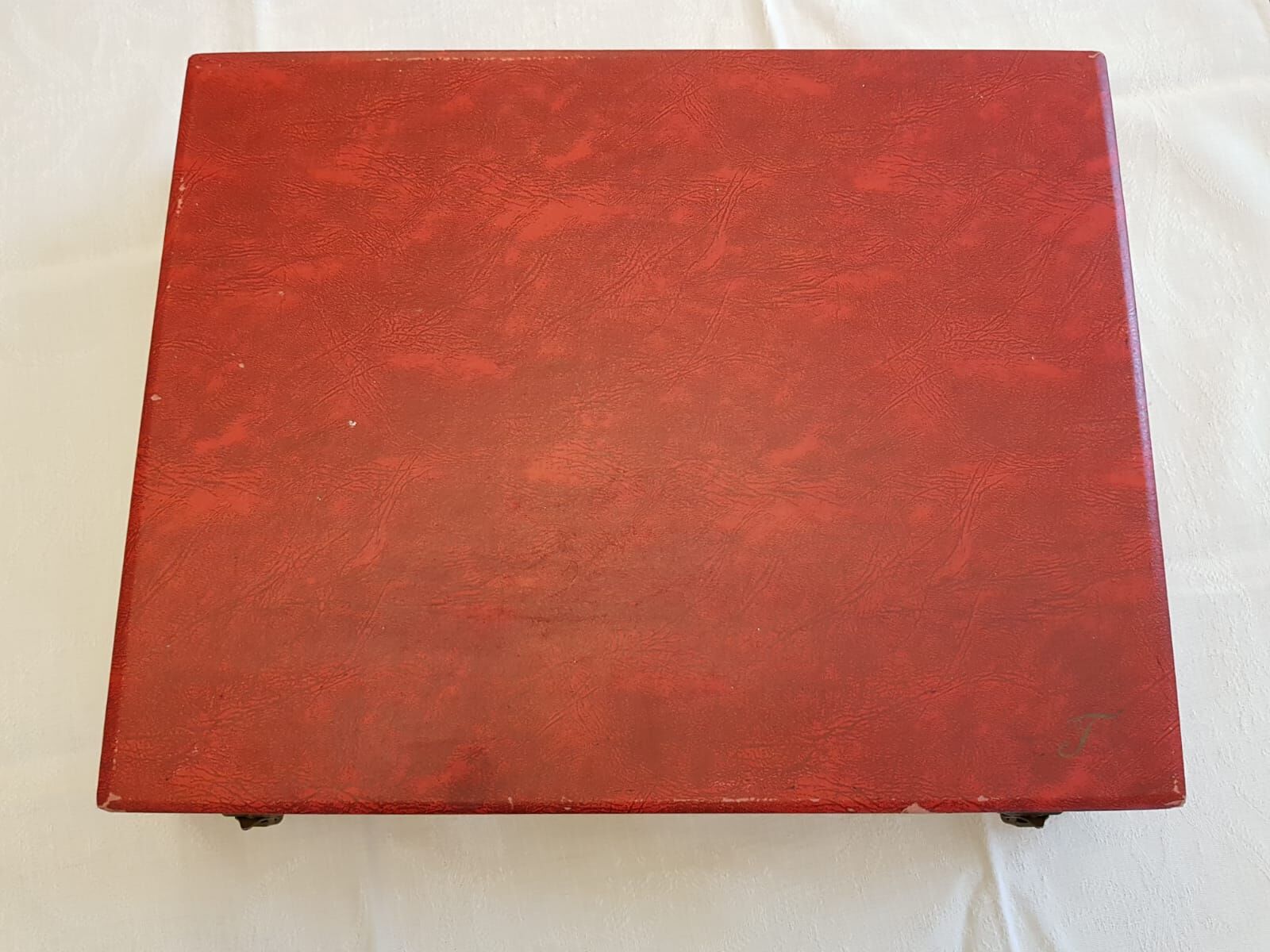 Silver cutlery set with 36 place settings and ladle