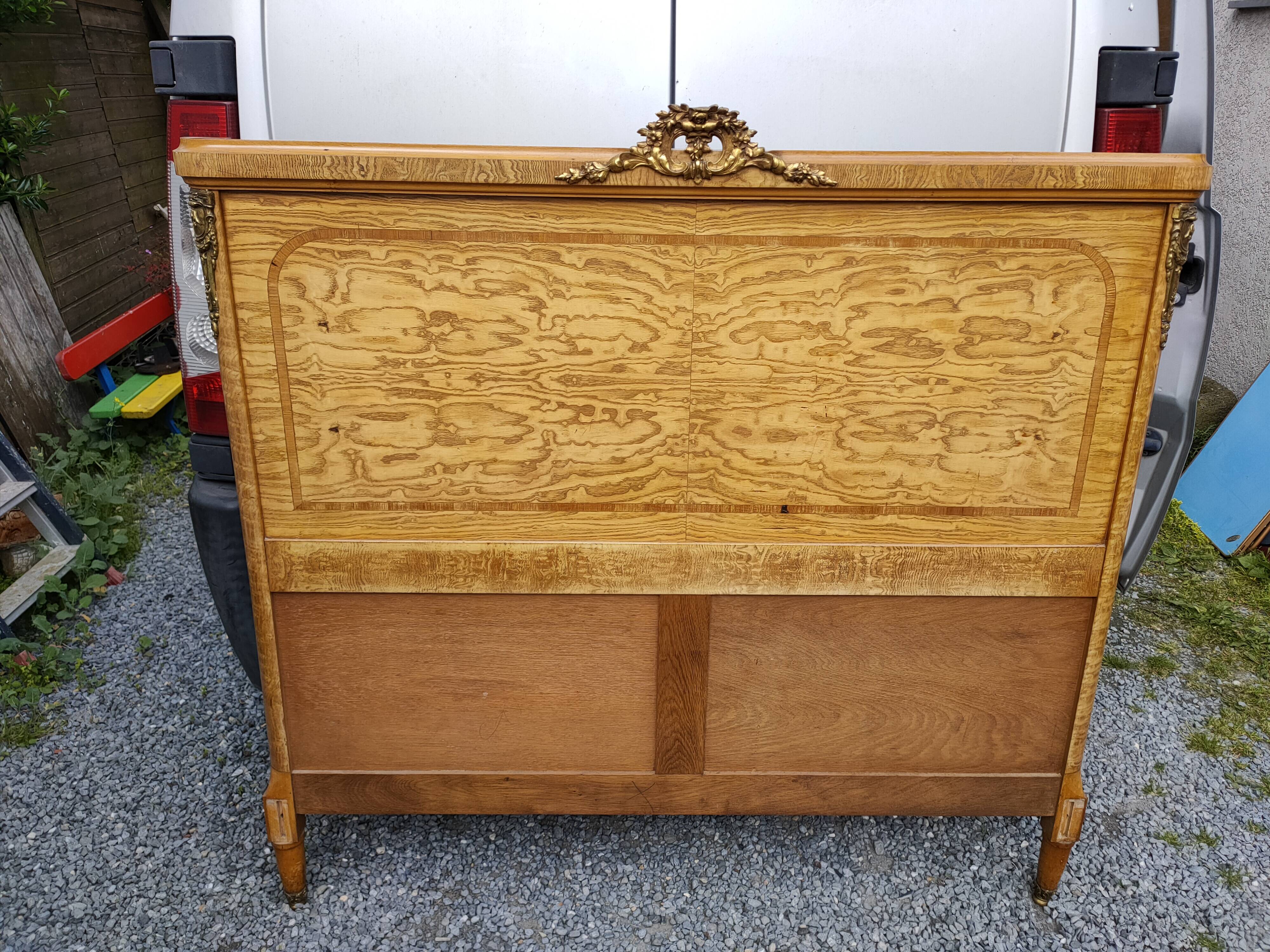 Antique style headboard