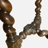 Table style Louis 13 en bois massif