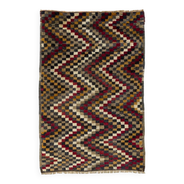 Tapis Tulu turc vintage fait à la main avec un design en zigzag à carreaux rouge, jaune, gris et marron, 100 % laine