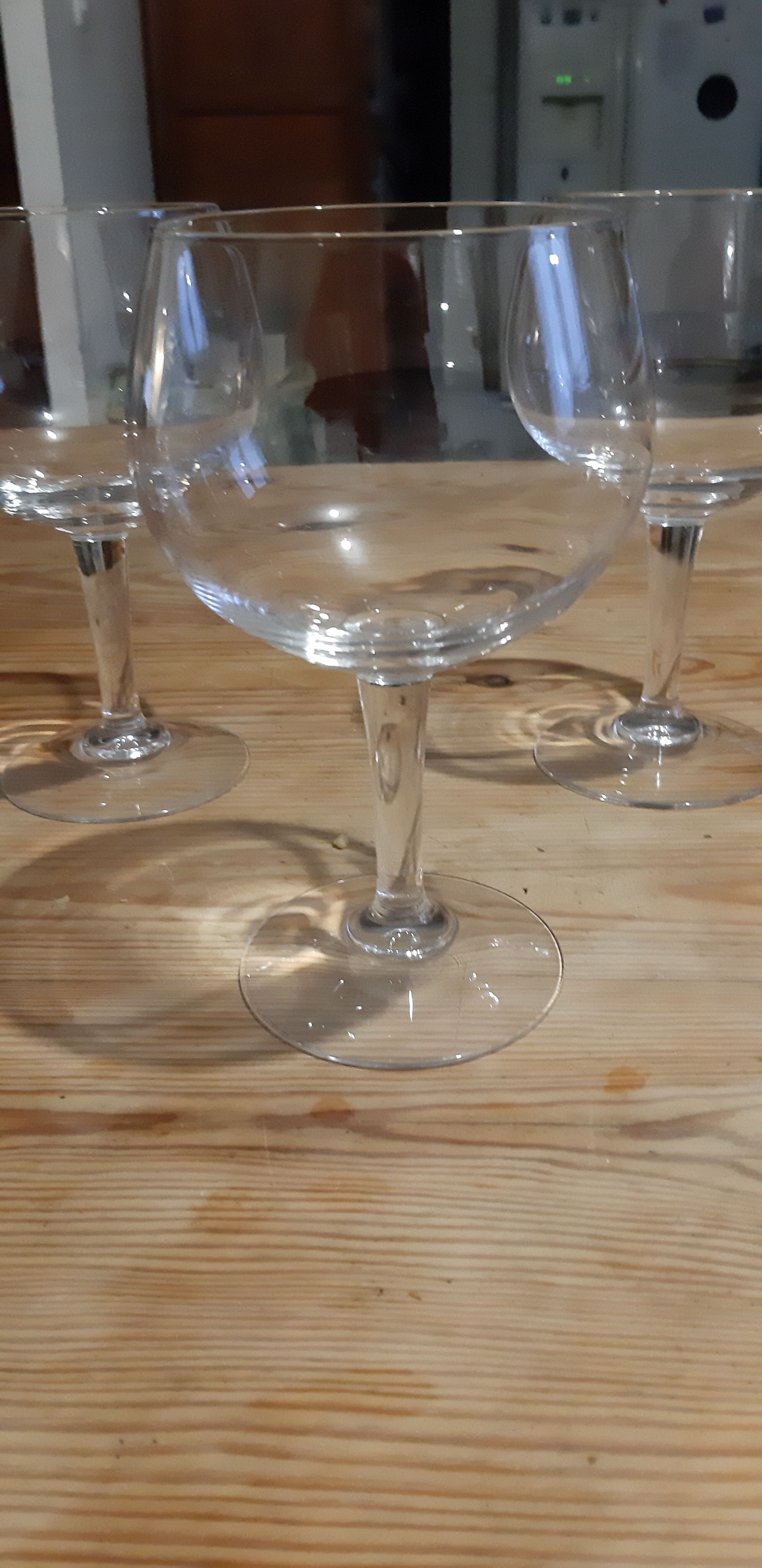 4 crystal balloon glasses