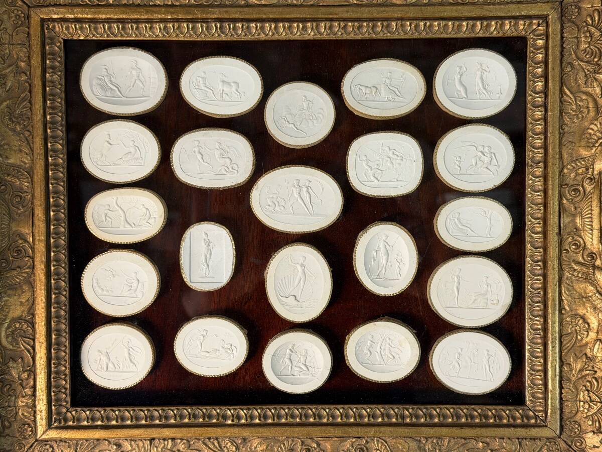 Collection of intaglio casts, souvenir of the Grand Tour, workshop of P. Paoletti, circa 1820.