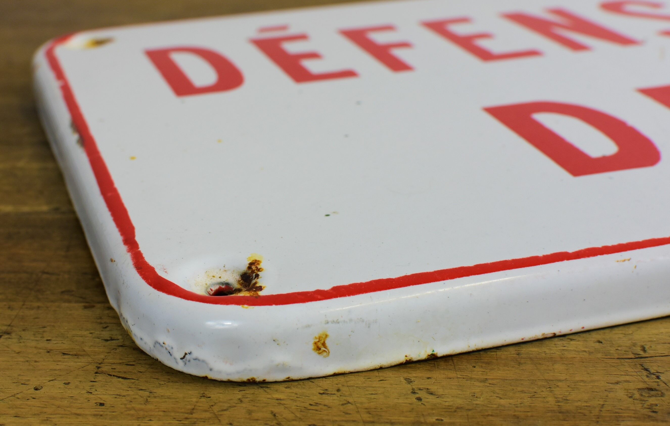 Enamelled plate "absolute smoking defense"