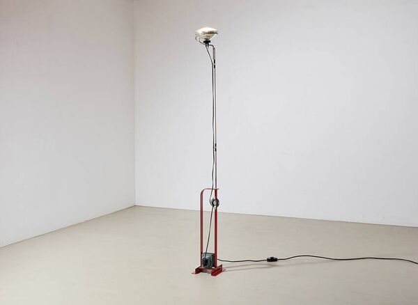 Lampadaire Toio Achille & Pier Giacomo Castiglioni pour Flos Italie 1962