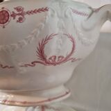 Superb and large English porcelain soup tureen by Minton (19th century)