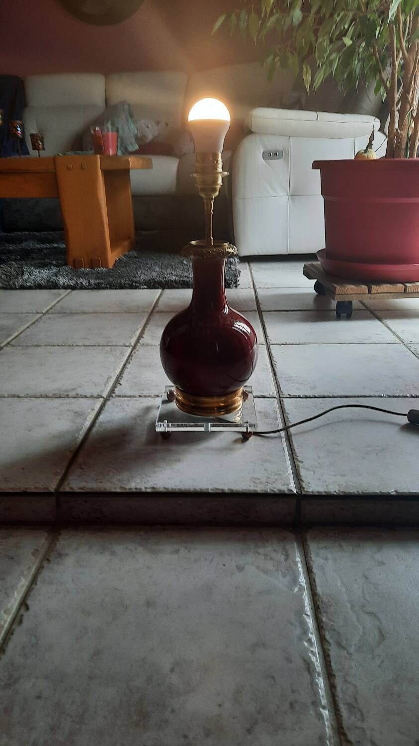 Antique blood-red lamp