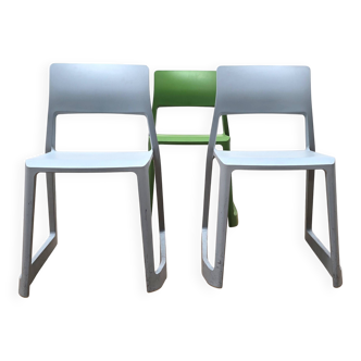 Suite de 3 chaises Tip Ton, Vitra