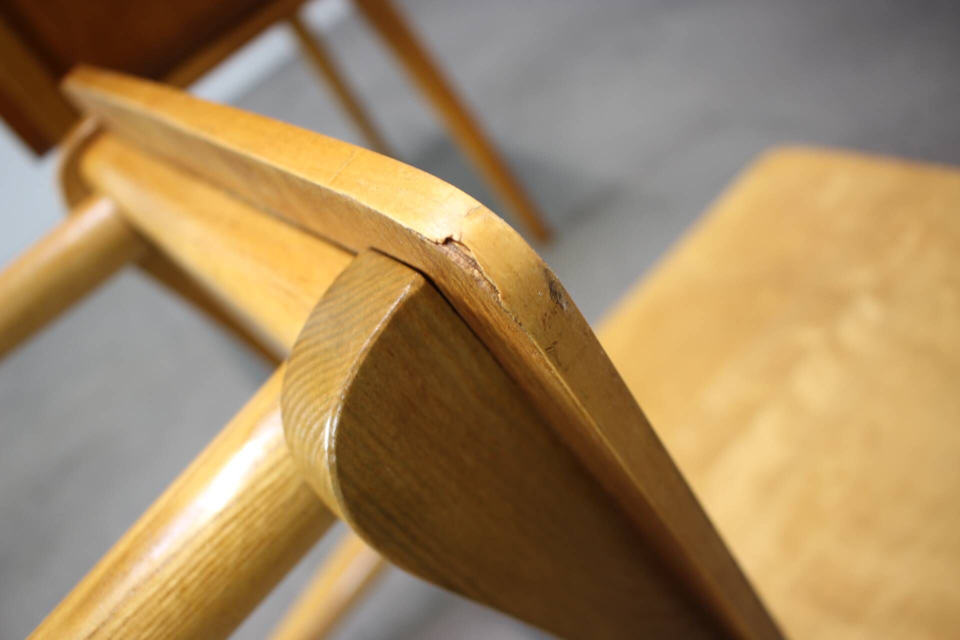 Set of 4 vintage wooden dining chairs in mid-century modern style, Europe, 1970s.