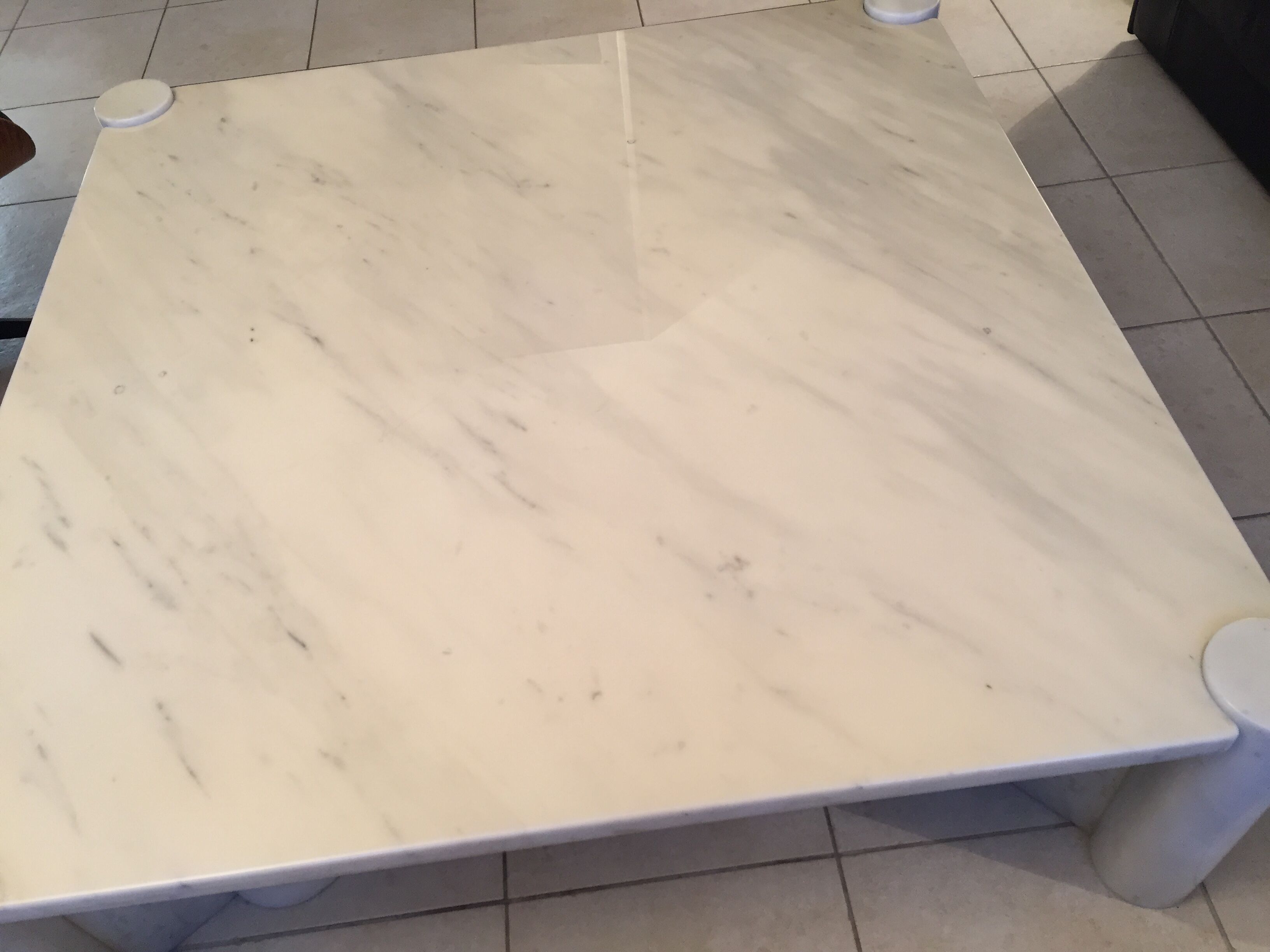 Jumbo table by Gae Aulenti for Knoll 1979