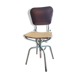 Swivel architect's chair