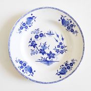 Dessert plate Boch Frères model Grand Bouquet