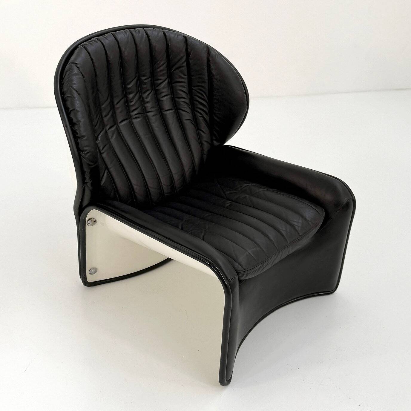 Lotus armchair by André Vandenbeuck for Strässle International, 1969