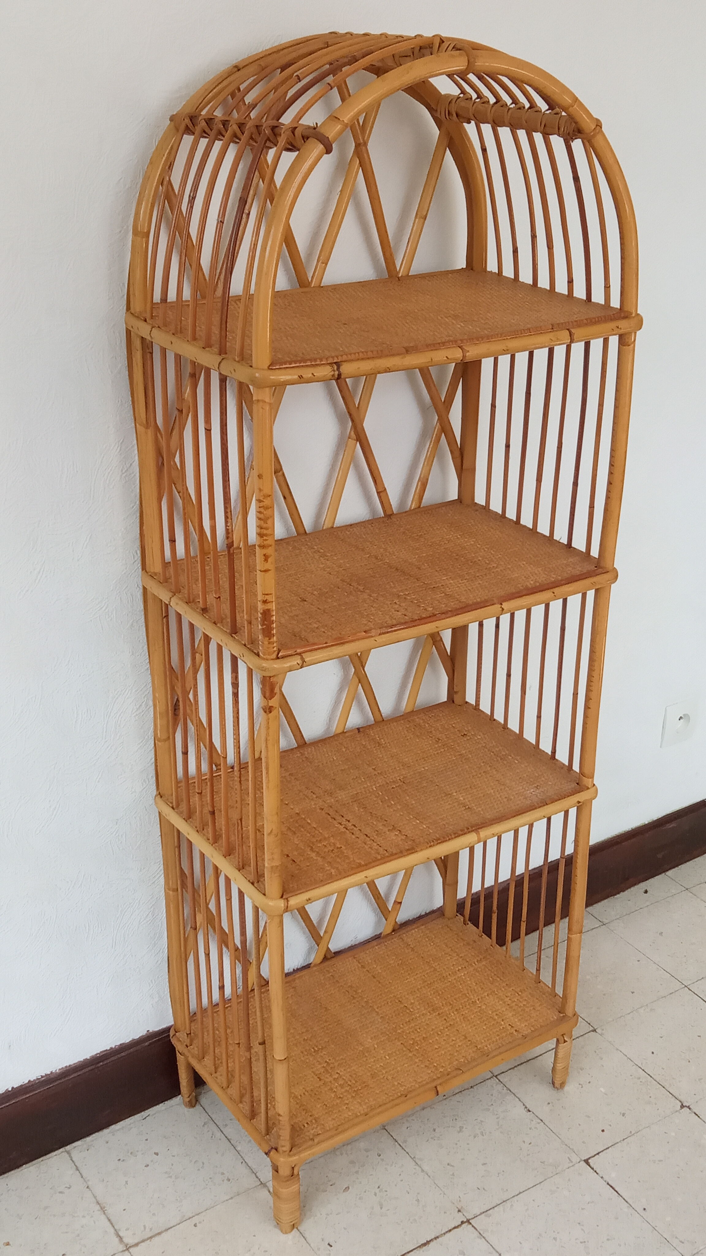 Bookcase in rattan 60/70