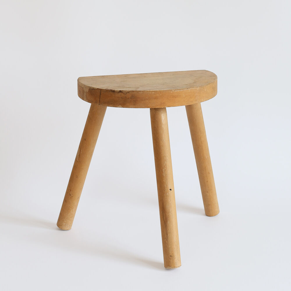 Tripod stool