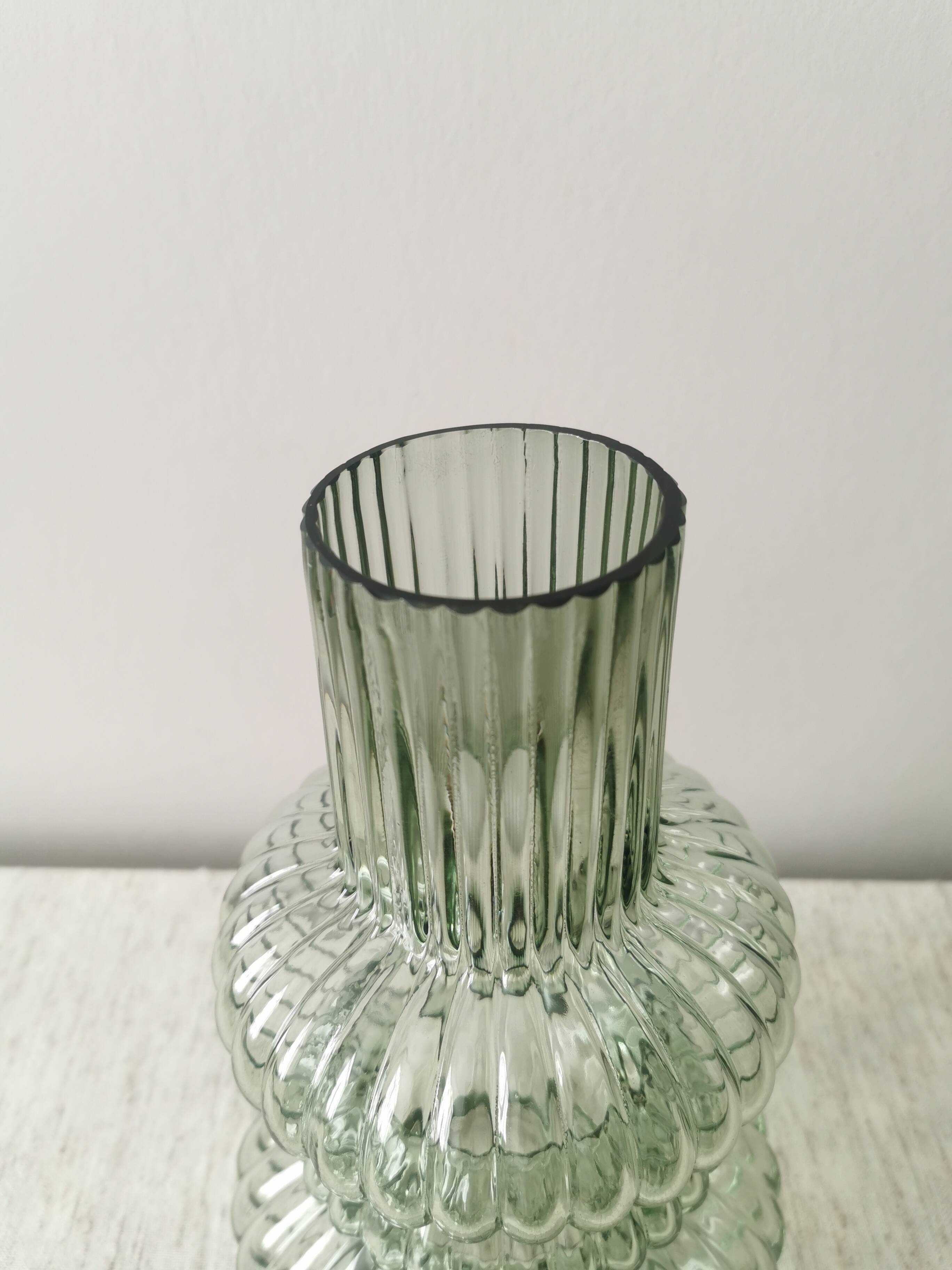 Second hand vase