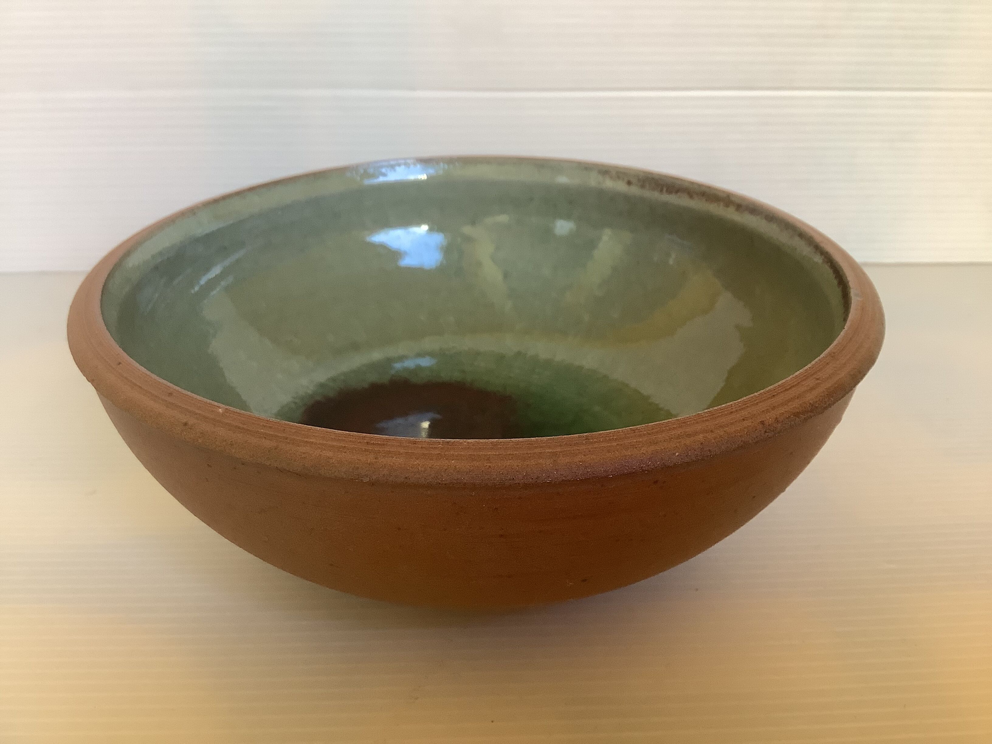 Empty pocket garnet green ceramic