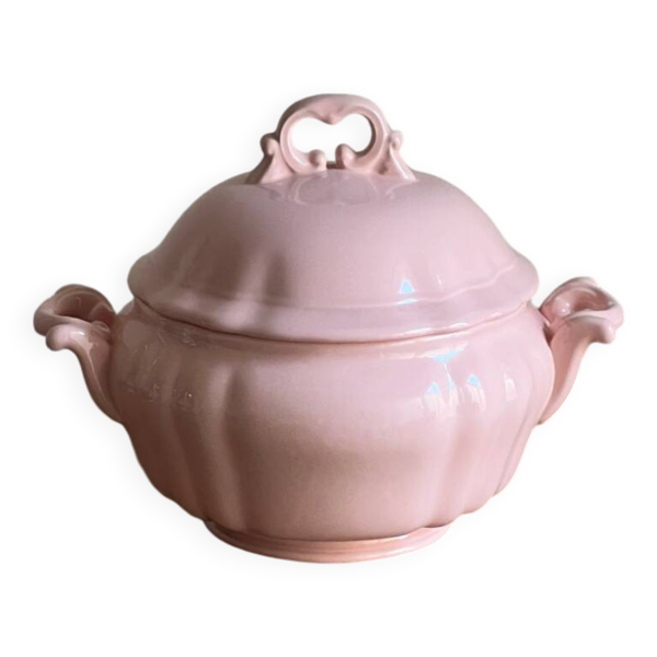 Soupière en faïence rose