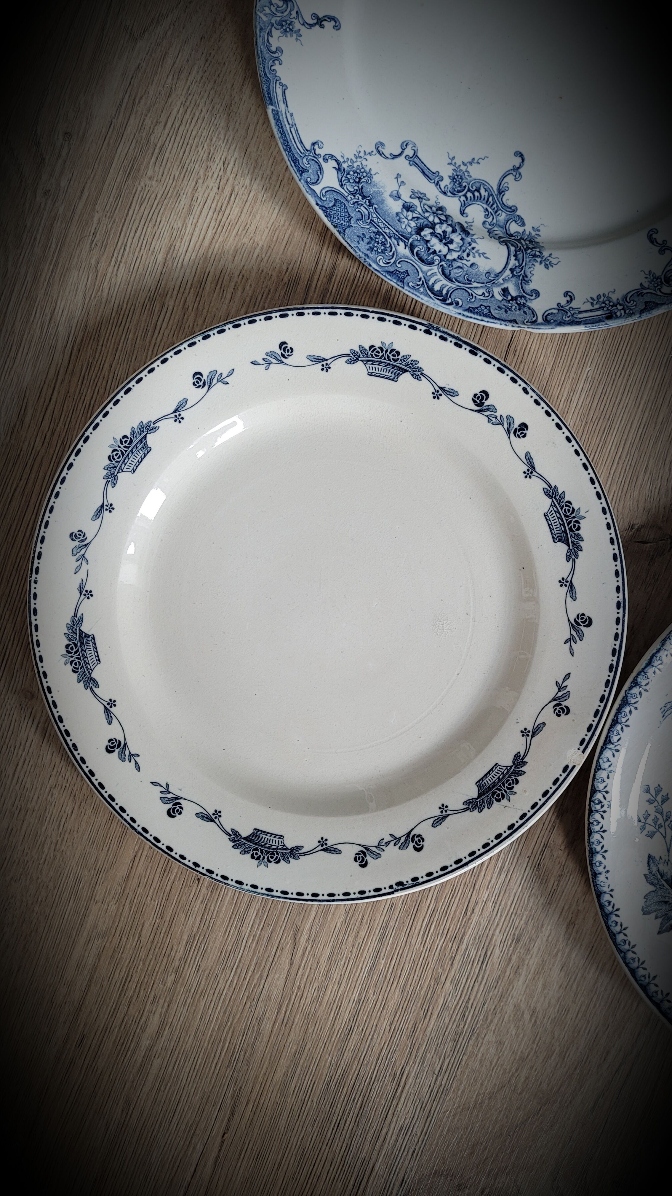 Set 4 blue mismatched plates