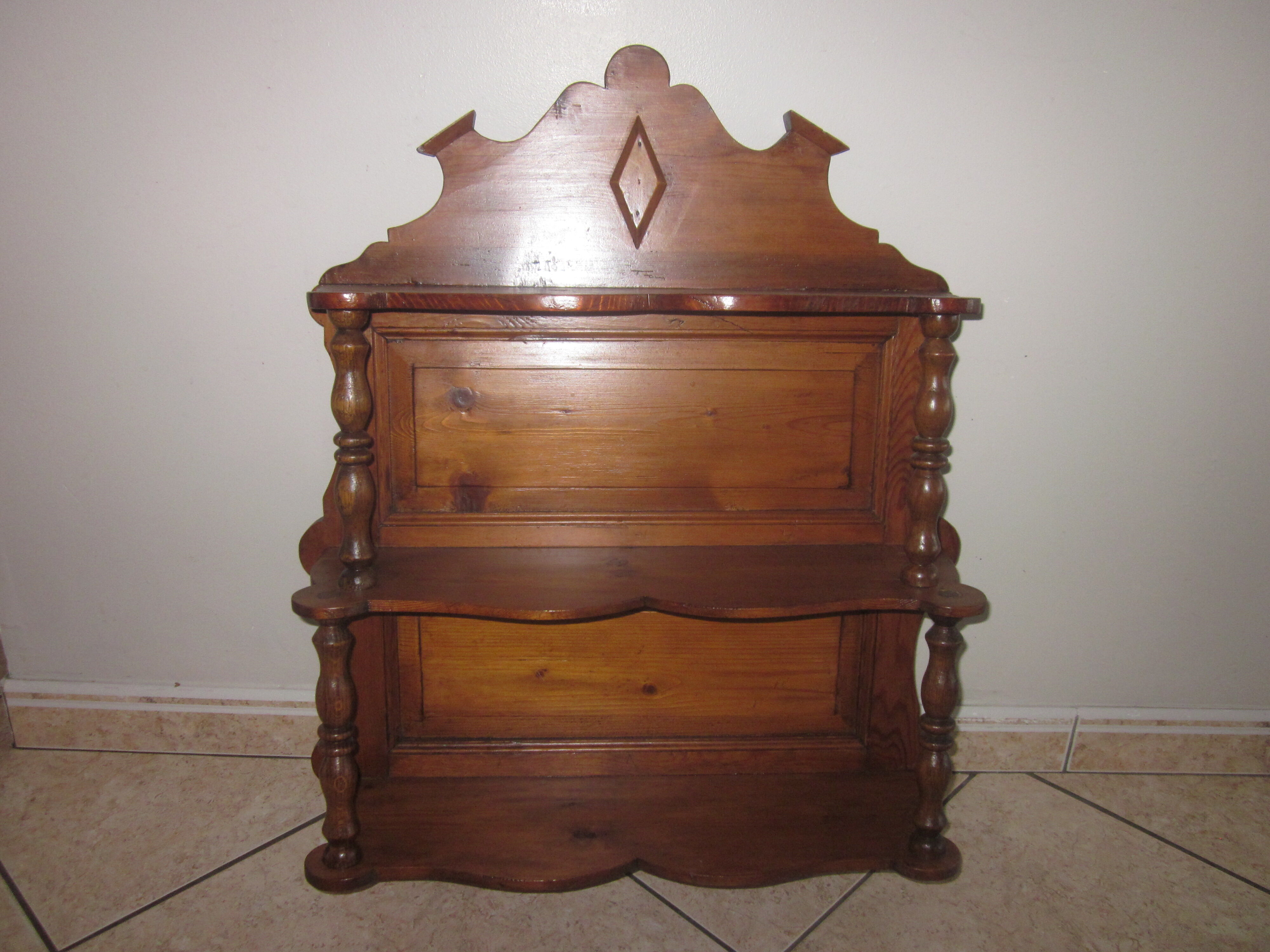 Etagere campagnarde ancienne