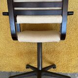 Swivel office chair by Trio Raita