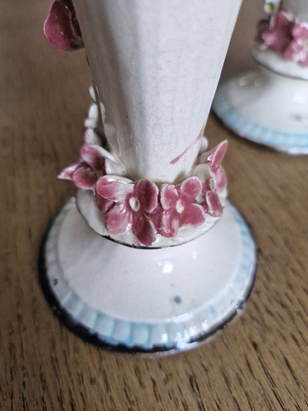 Pair of slip soliflores – Art Nouveau, late 19th century