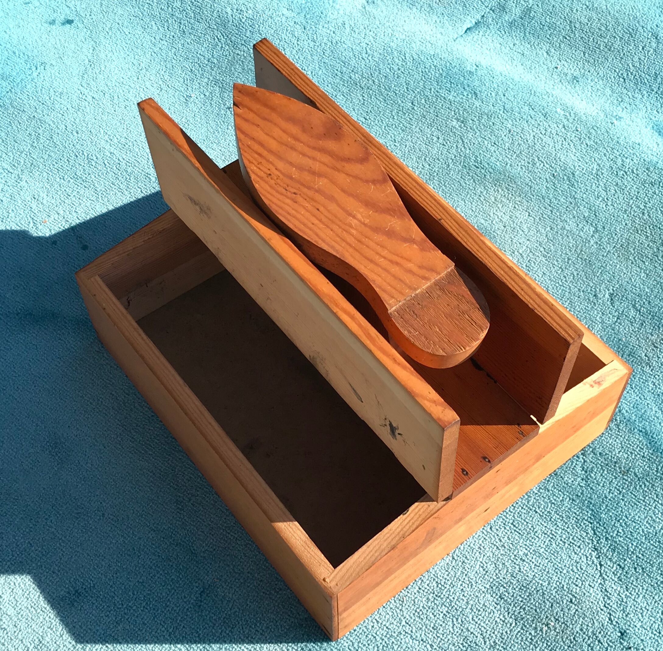 Shoeshine box
