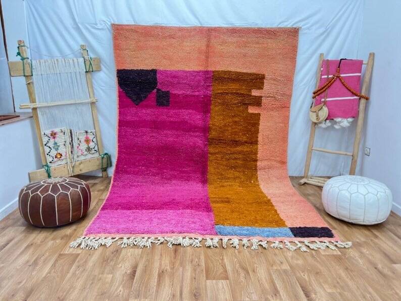 Handmade traditional pure wool rug size 200 x 300 cm