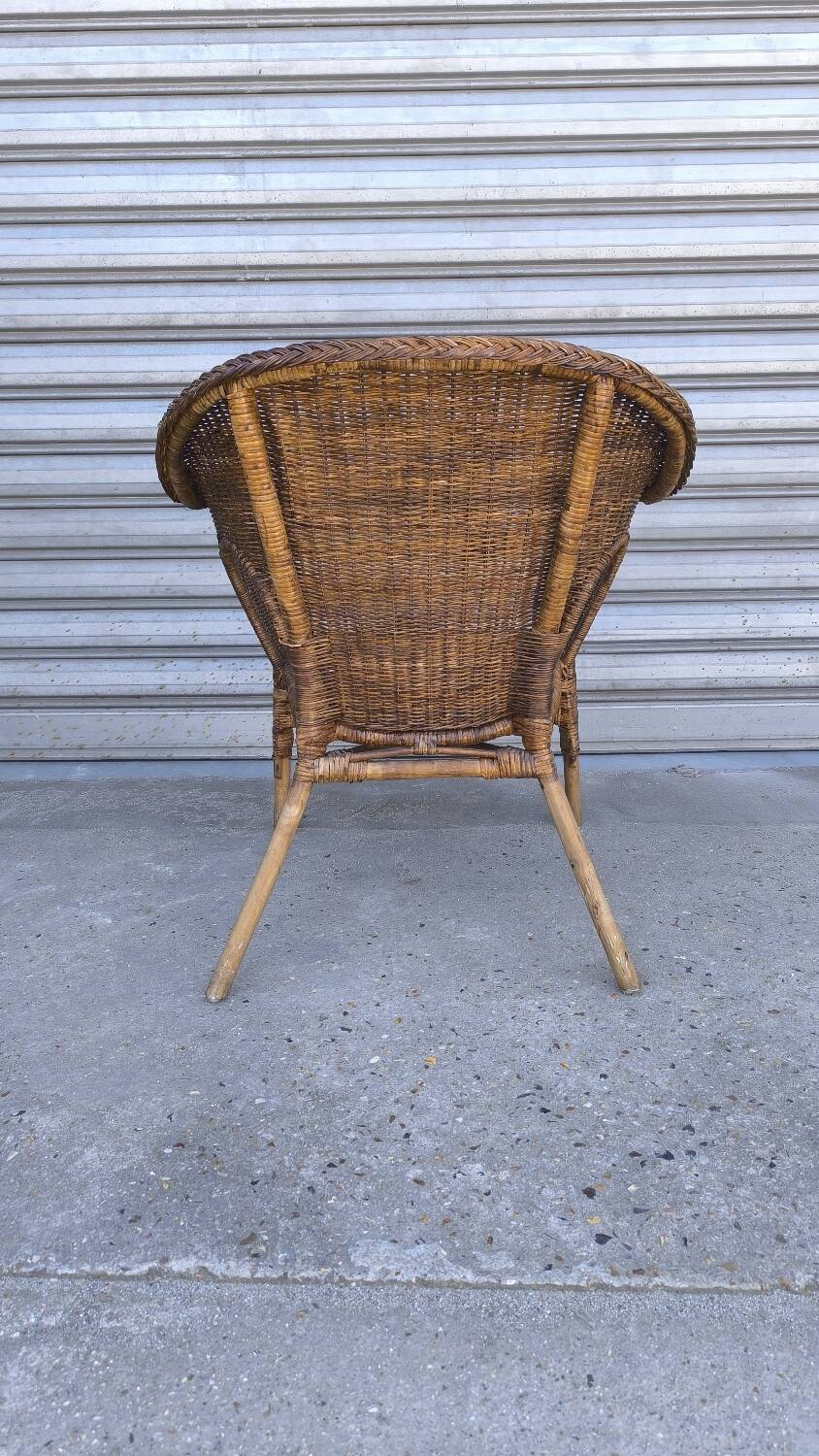 Fauteuil en osier des années 50