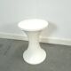 Tabouret en plastique blanc table à plantes vintage