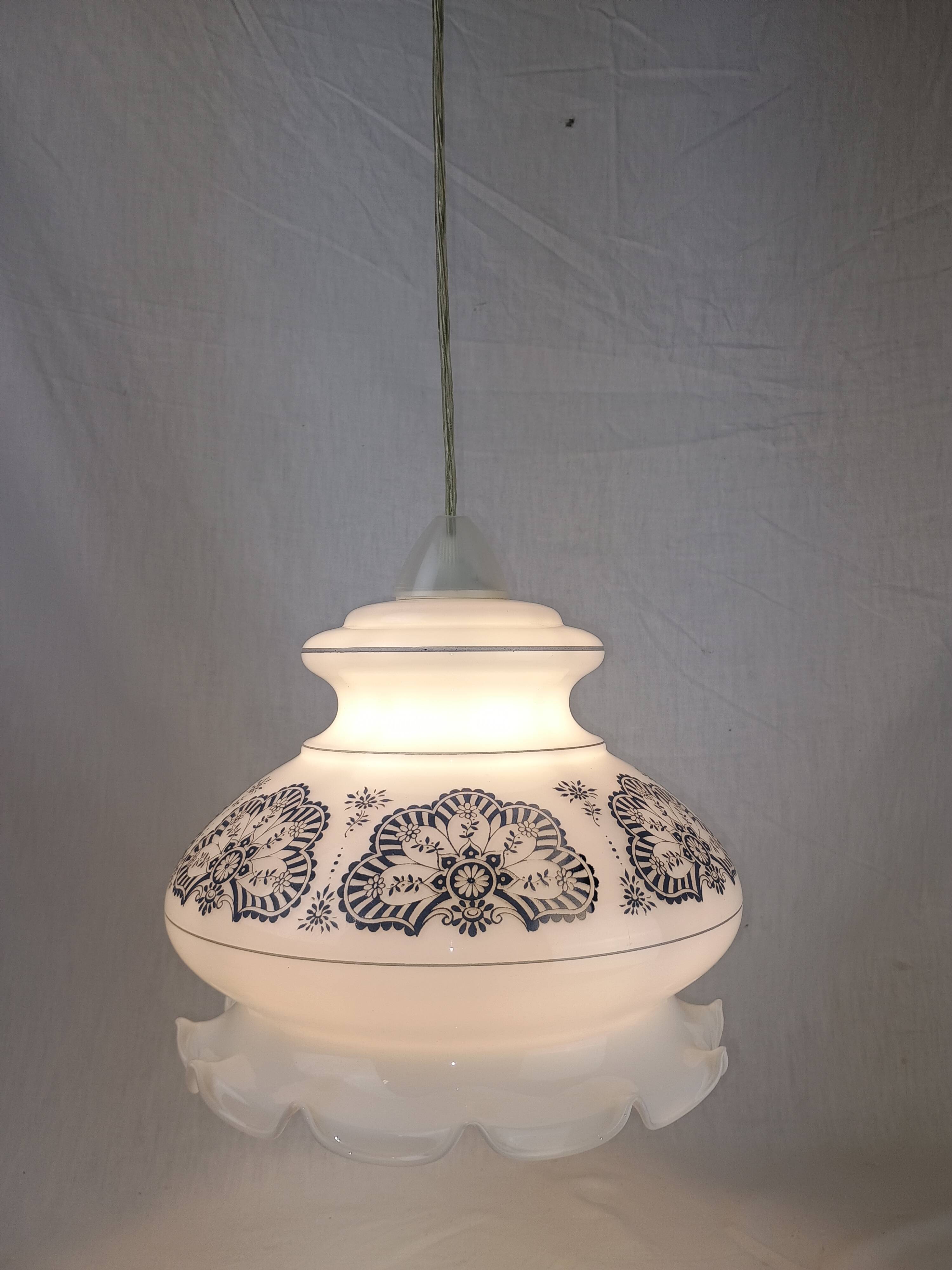 Authentic vintage Italian VENINI pendant light from the 1950s–1960s