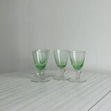 4 water glasses