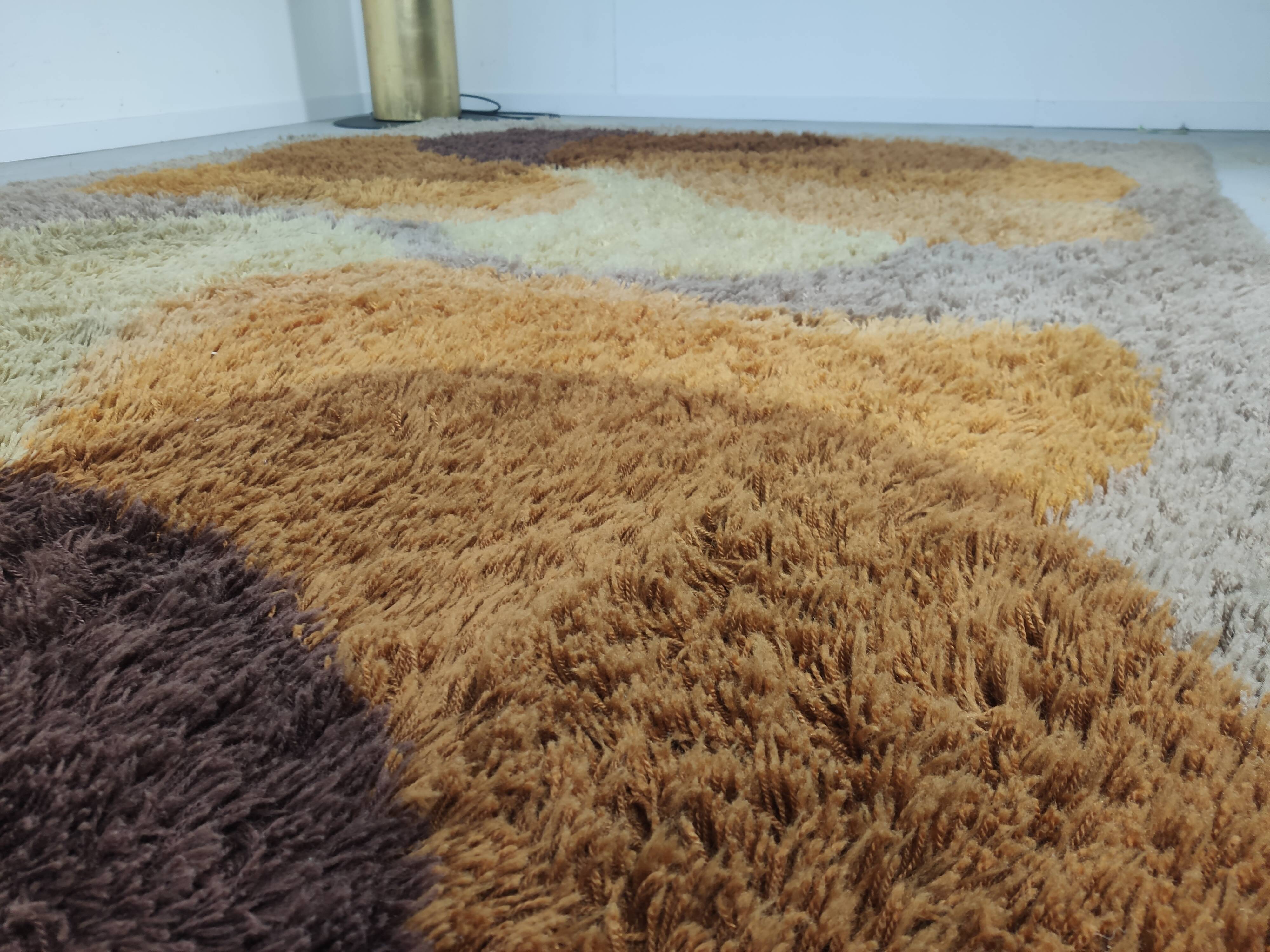 large carpet Desso Space age 200x300cm, Holland 1970s