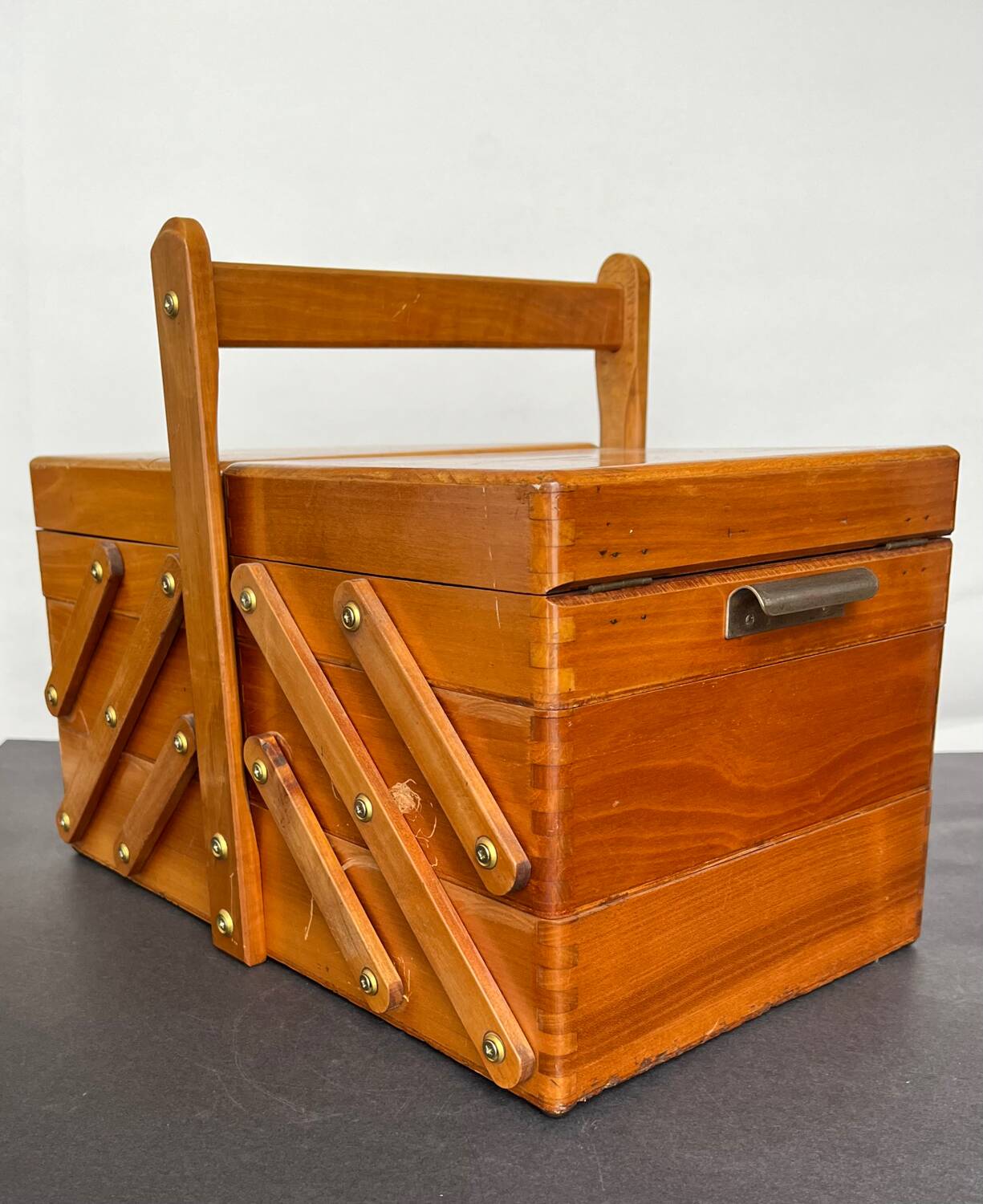 Vintage table worker