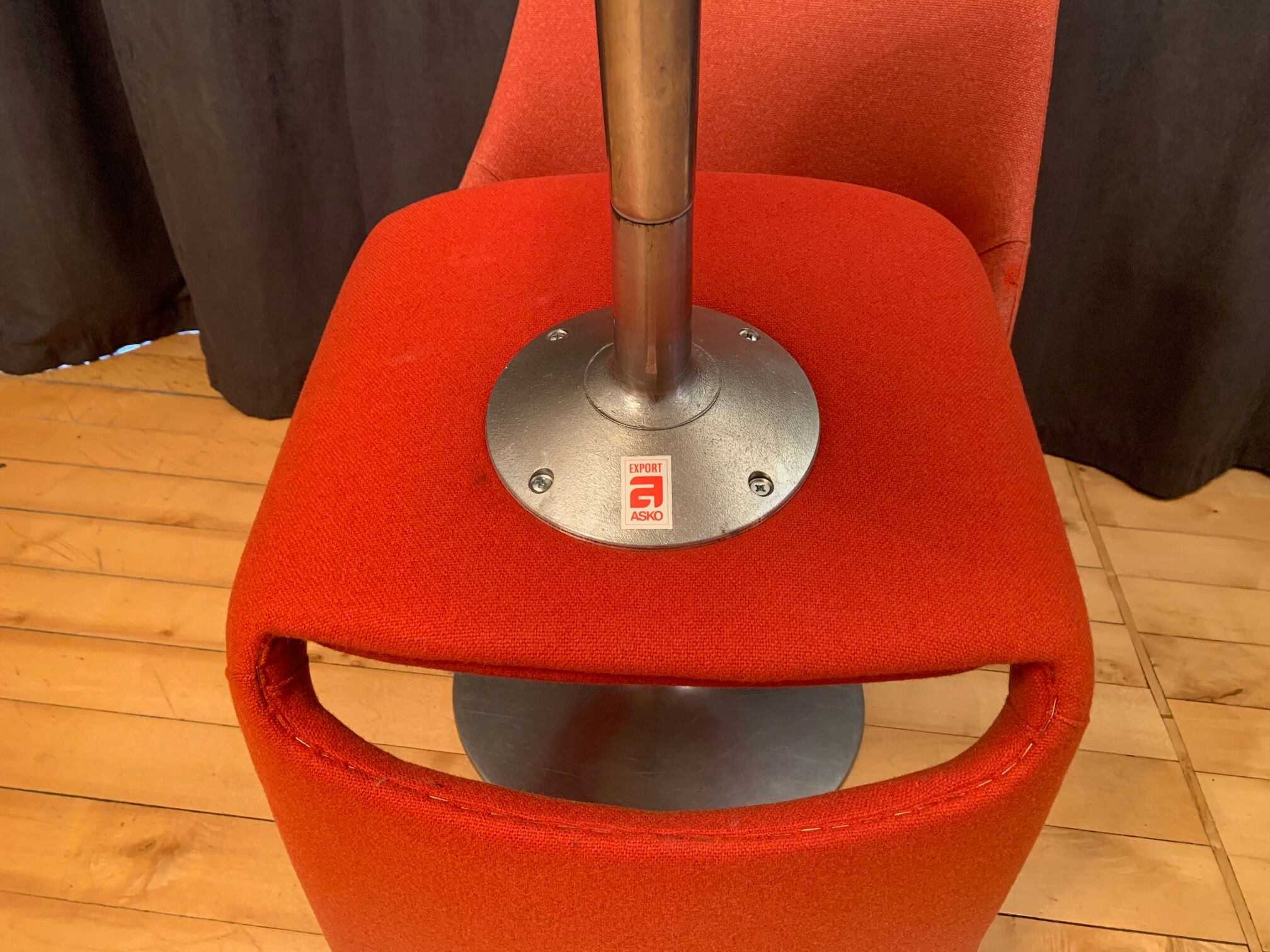 Pair of "Polaris" swivel chairs, exclusive, by Eero Aarnio, Asko Export, Finland, 1970s.