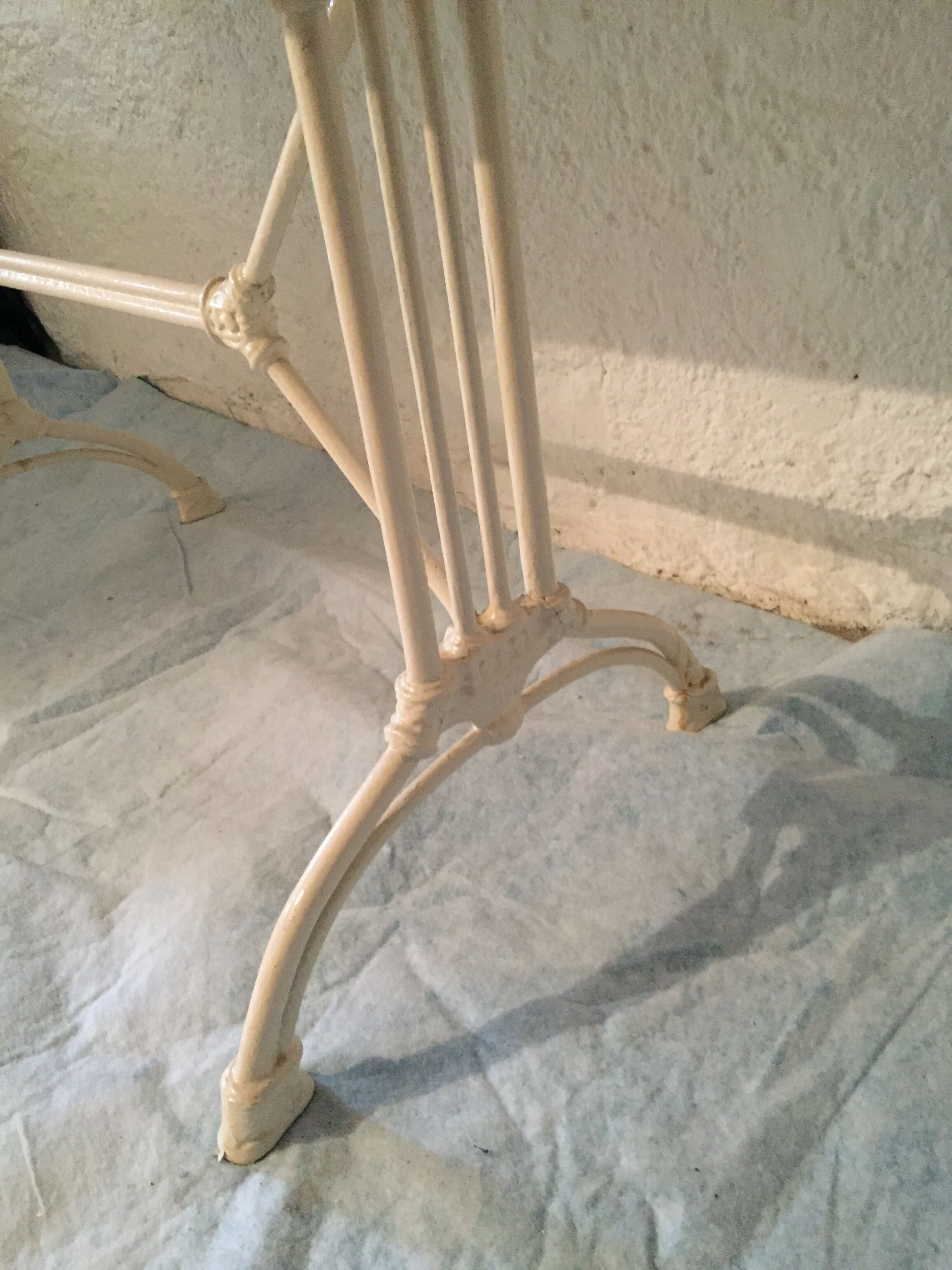 Table bistrot en marbre
