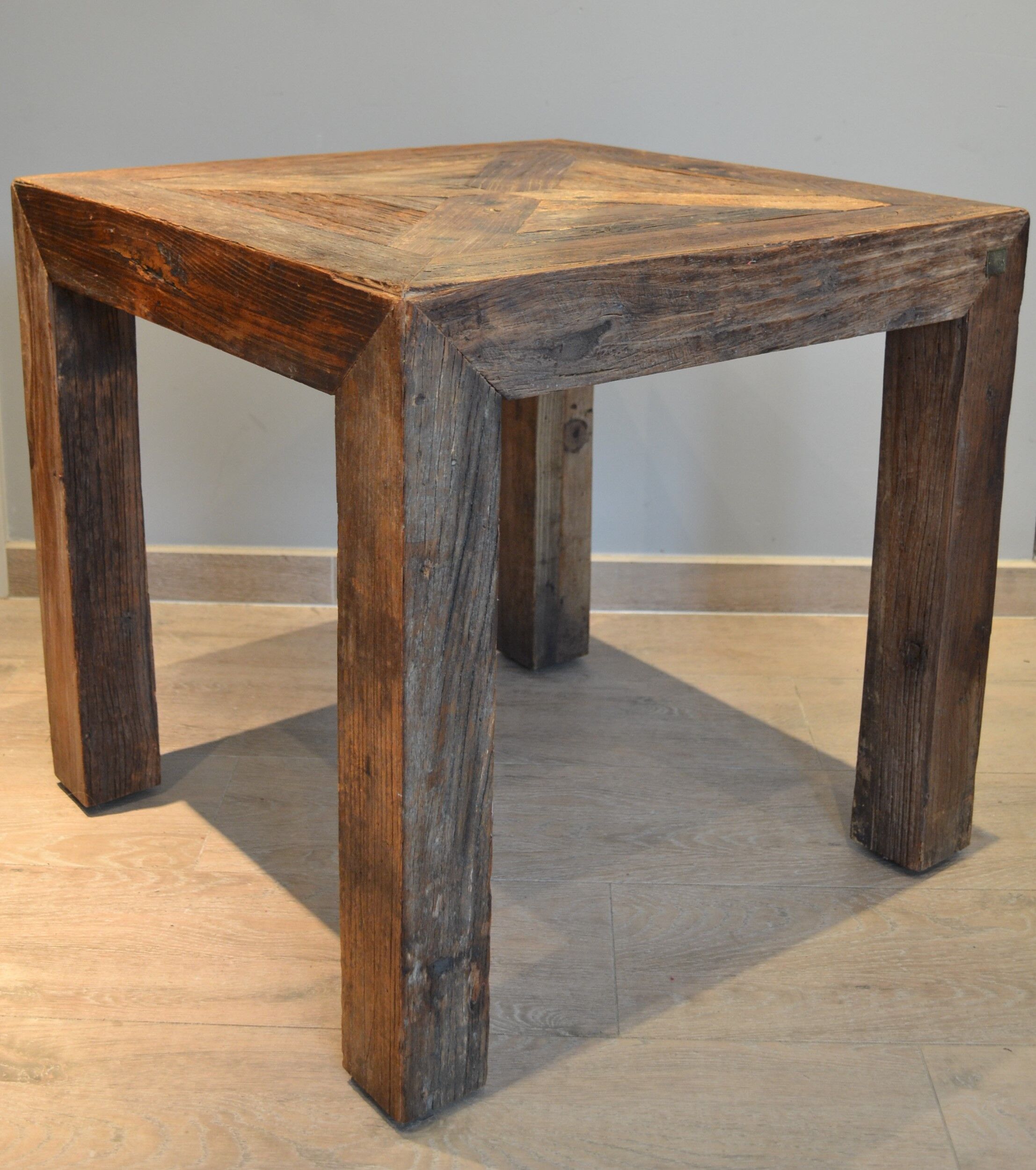 Table basse bois brut 1960