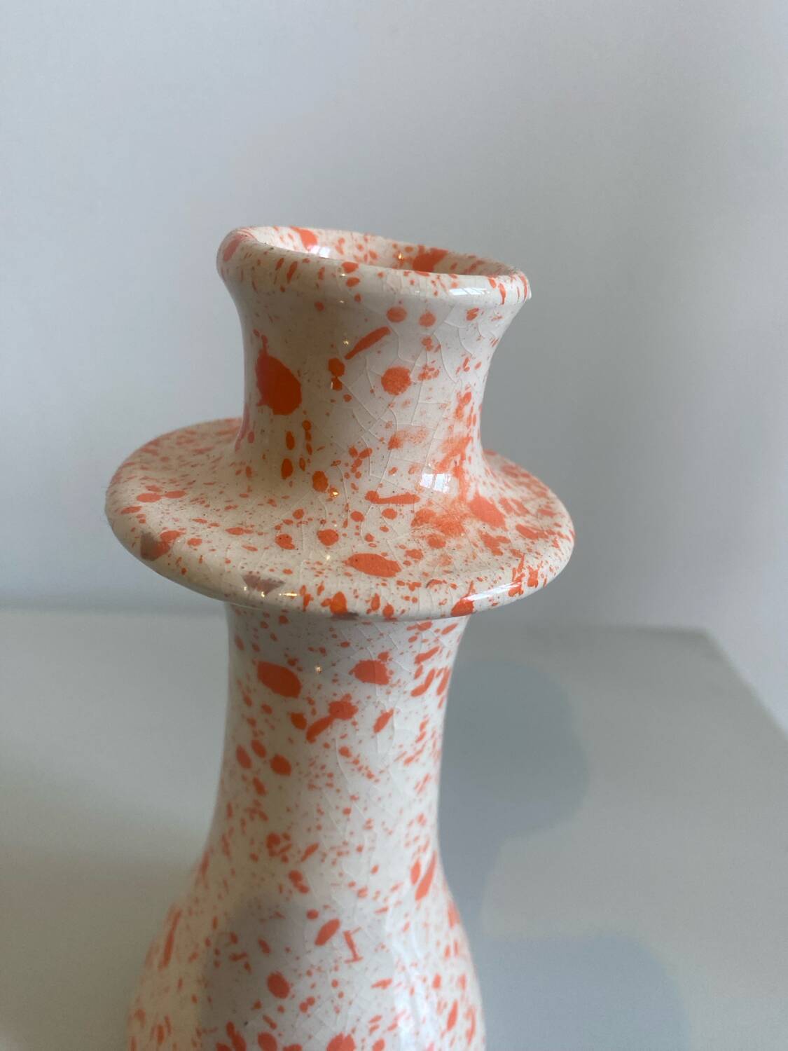 Chicago candle holder