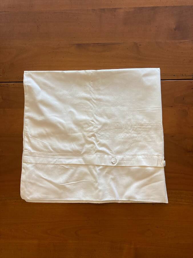 Taie d’oreiller ancienne brodée 71 x 76cm