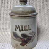 Stoneware pot