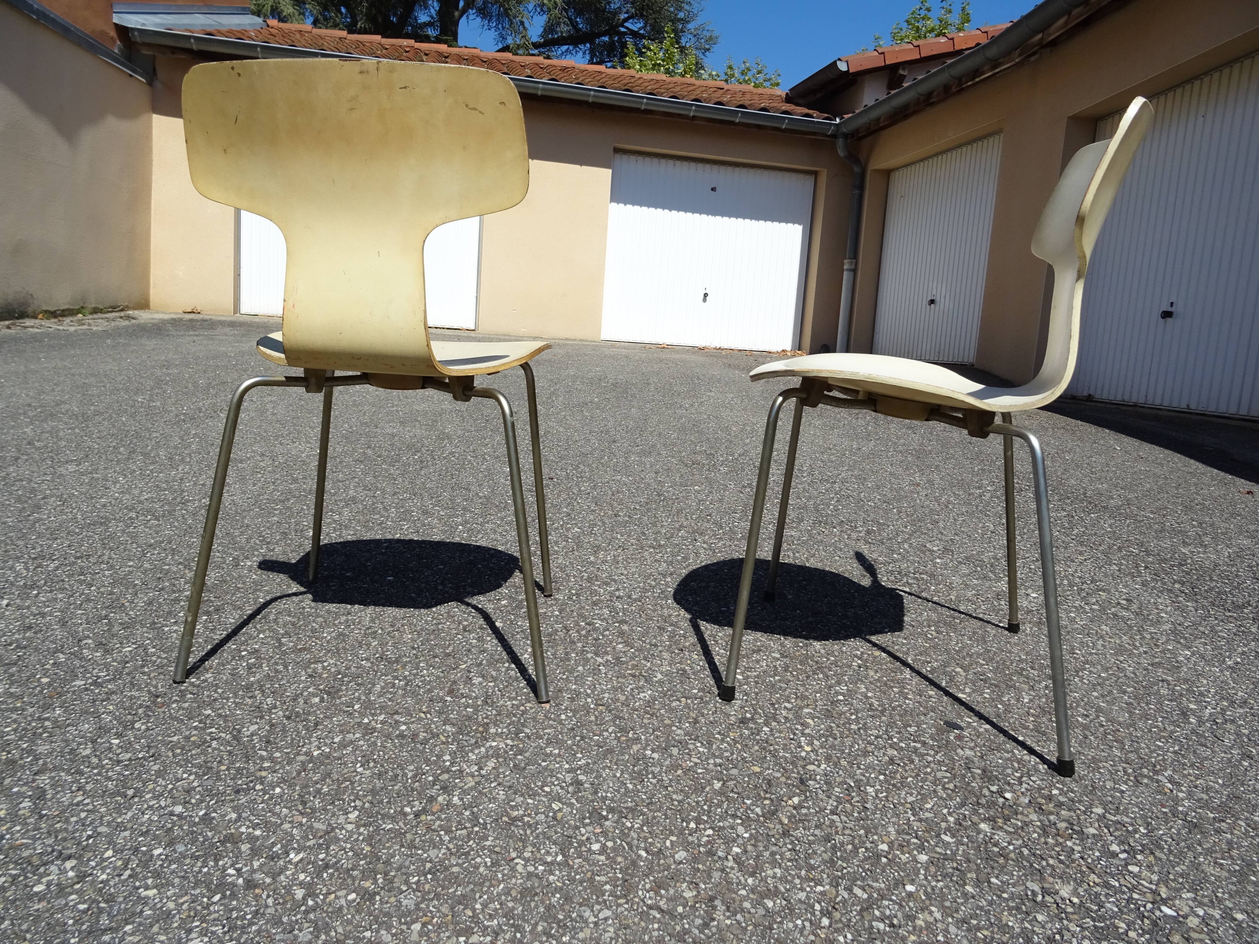 Paire de chaises modèle 3103 Hammer d'Arne Jacobsen pour Fritz Hansen