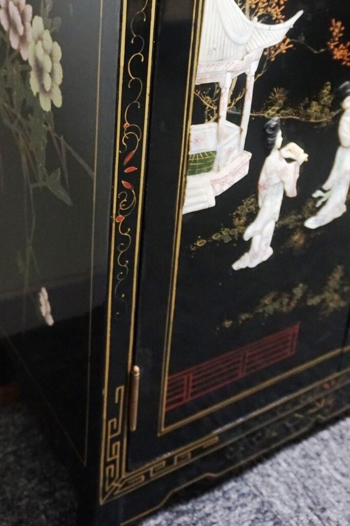 Small furniture in black Chinese lacquer with carved soapstone, mother-of-Pearl inlay.