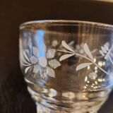 8 verres vintage en verre gravé pied étoile