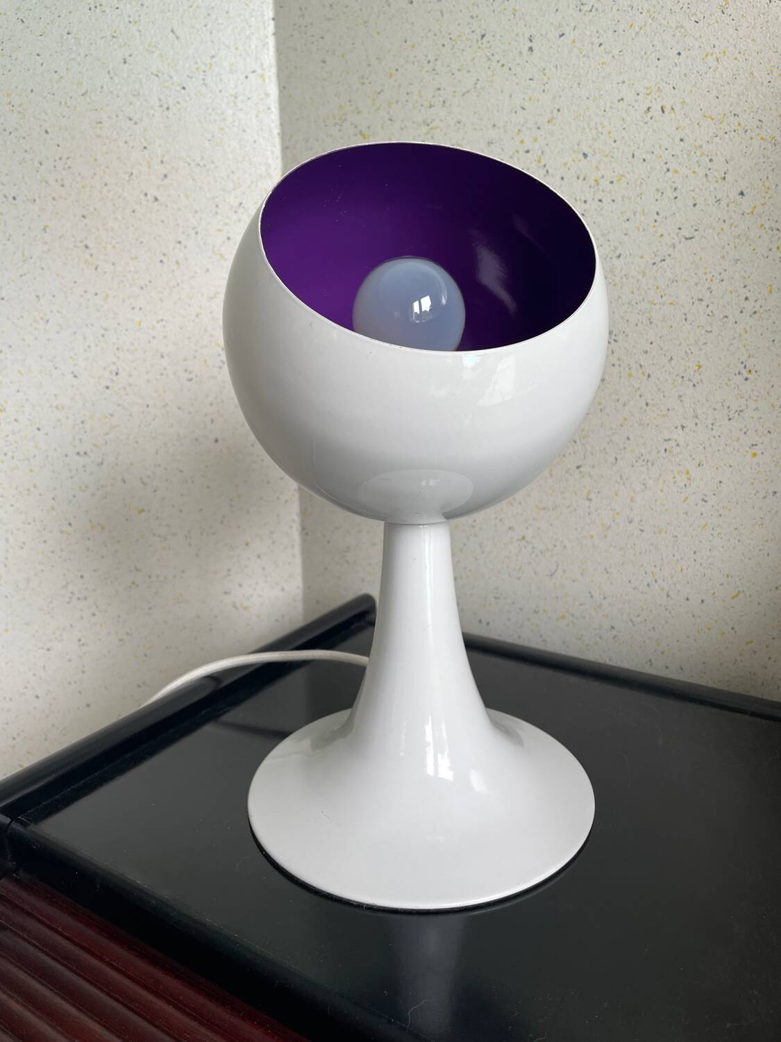 70/80 tulip base ball lamp