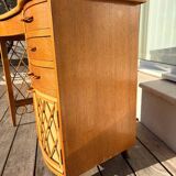 Vintage rattan hairdresser