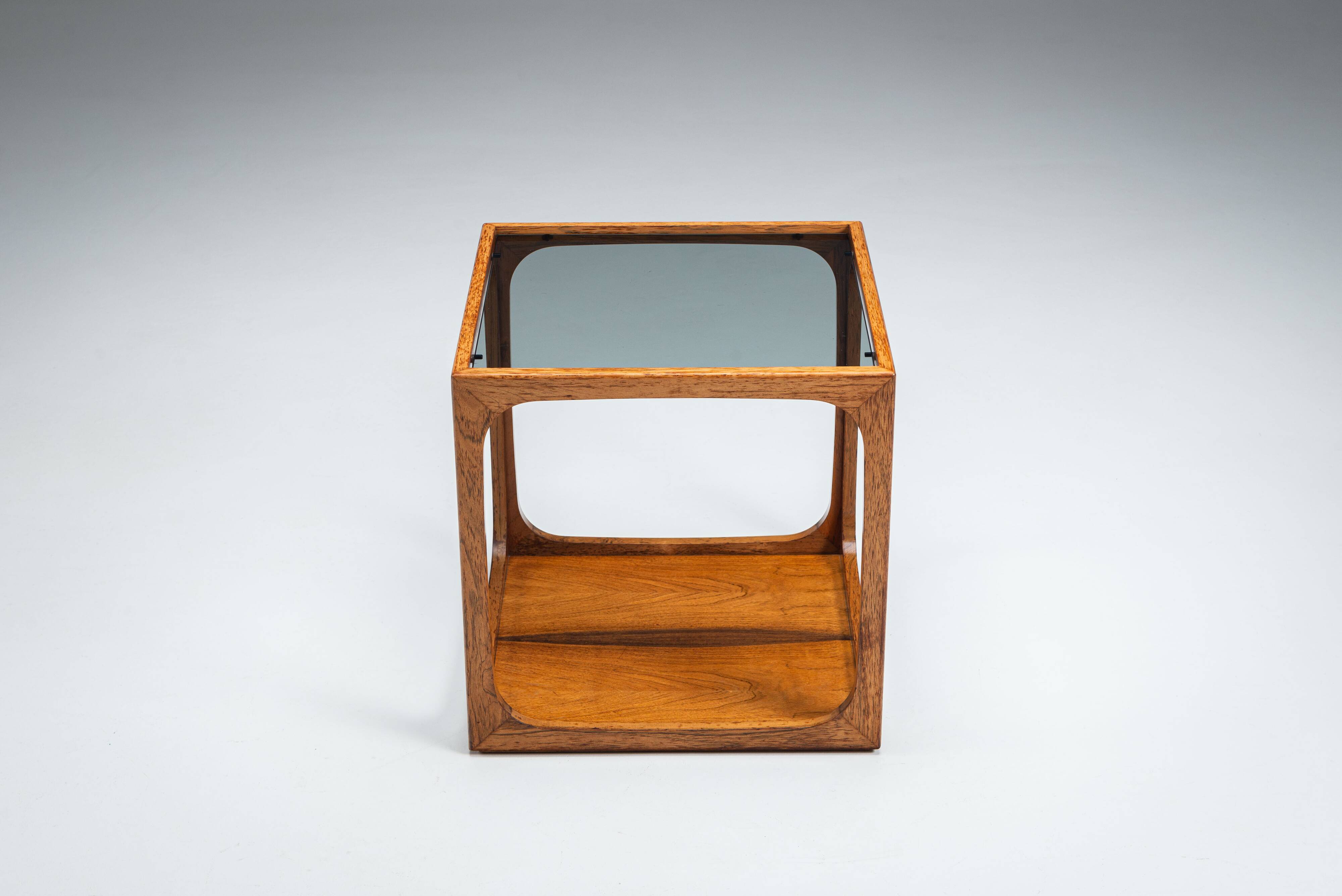 Jacob Brink sidetable in rosewood with smoked glass top