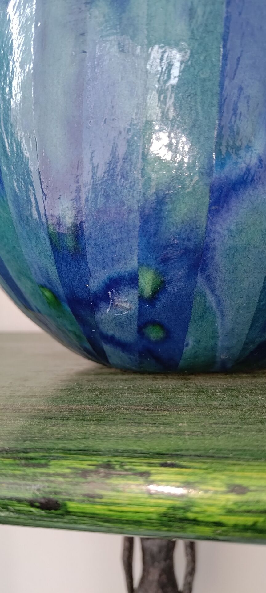 Vase boule carton bouilli